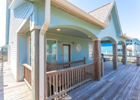 2100 Mills, Crystal Beach, Texas 77650, 3 Bedrooms Bedrooms, ,2.5 BathroomsBathrooms,Home,For sale,Mills,20220602