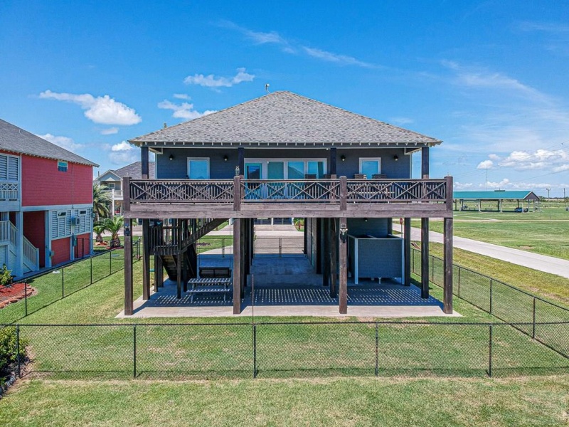 2298 E Crab, Crystal Beach, Texas 77650, 3 Bedrooms Bedrooms, ,2 BathroomsBathrooms,Home,For sale,Crab,20220855