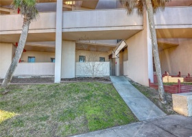 Sidewalk leads directly to unit from parking lot, making unloading/loading SUPER easy!