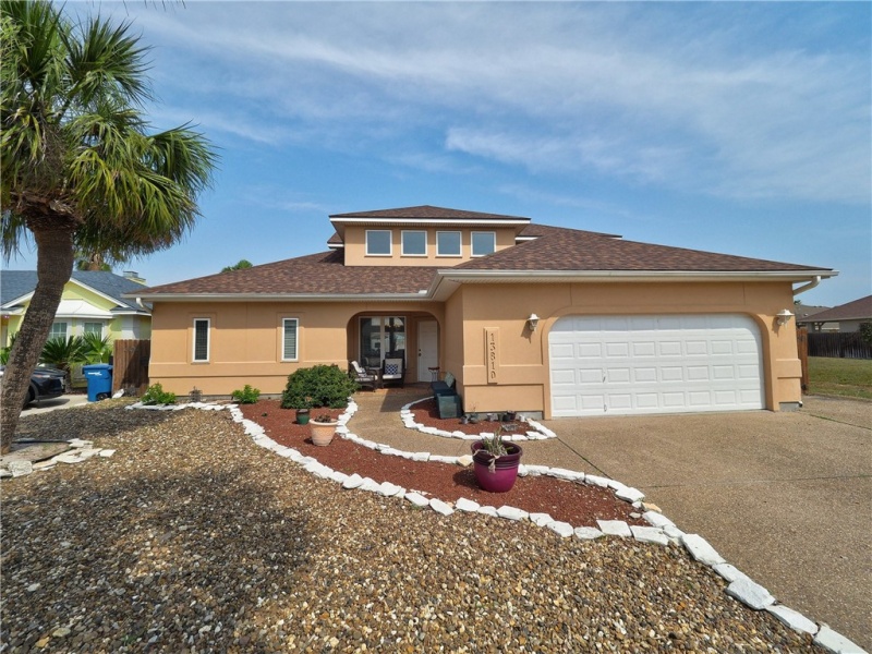 13810 Eaglesnest Bay Drive, Corpus Christi, Texas 78418, 3 Bedrooms Bedrooms, ,2 BathroomsBathrooms,Home,For sale,Eaglesnest Bay,414142