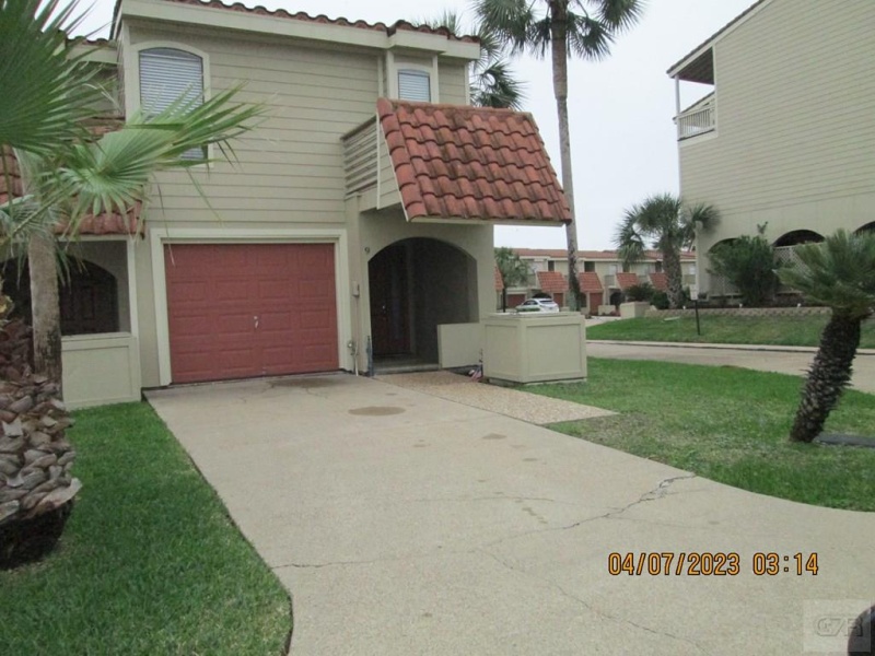 9 Dana Drive, Galveston, Texas 77554, 1 Bedroom Bedrooms, ,1 BathroomBathrooms,Condo,For sale,Pirates Cove Tw,Dana Drive,20230326