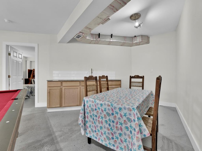 Downstairs Dining Area/Wet Bar