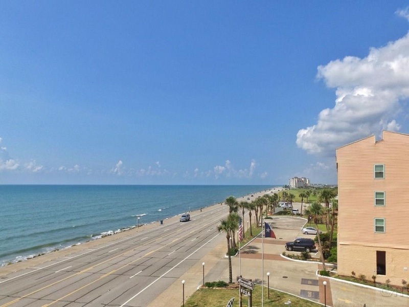 9520 Seawall Blvd, Galveston, Texas 77554, 1 Bedroom Bedrooms, ,1 BathroomBathrooms,Condo,For sale,Maravilla,Seawall Blvd,20230568