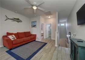1813 S 11th, Port Aransas, Texas 78373, 3 Bedrooms Bedrooms, ,2 BathroomsBathrooms,Townhouse,For sale,11th,421833