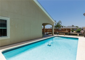 Side pool view