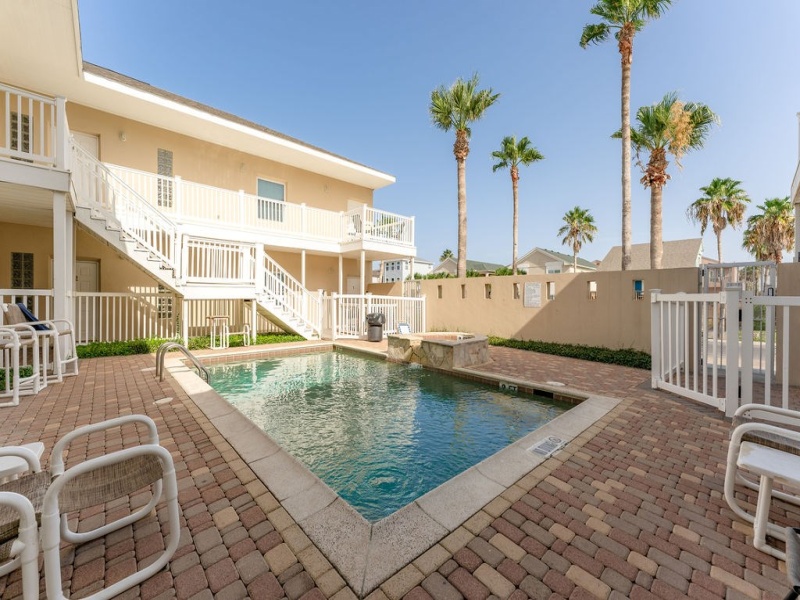 104 E Polaris Dr., South Padre Island, Texas 78597, 2 Bedrooms Bedrooms, ,2 BathroomsBathrooms,Condo,For sale,Los Cabos III,Polaris Dr.,97746