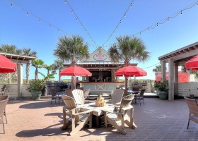 Red's Outdoor Bar and Grill