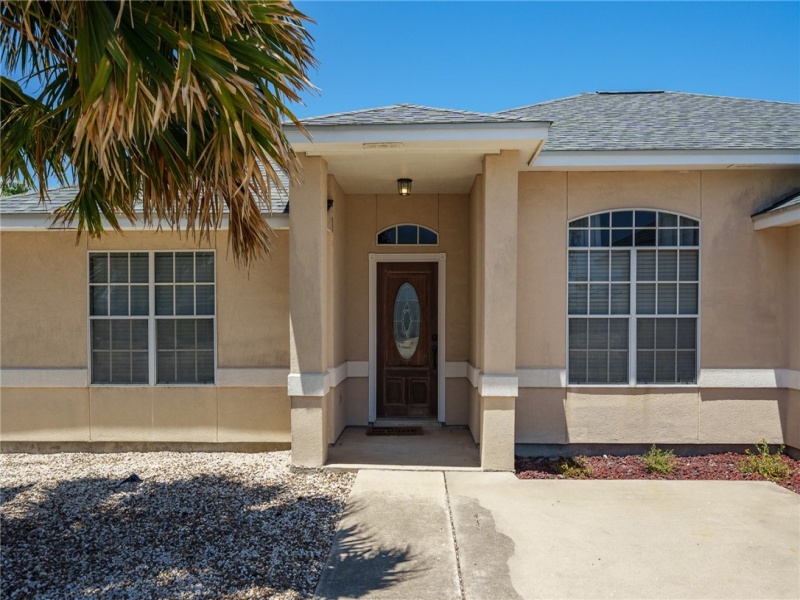 13850 Longboat Dr, Corpus Christi, Texas 78418, 3 Bedrooms Bedrooms, ,2 BathroomsBathrooms,Home,For sale,Longboat Dr,424230