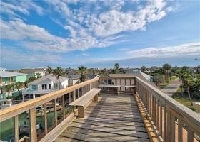 1010 Private, Port Aransas, Texas 78373, 5 Bedrooms Bedrooms, ,3 BathroomsBathrooms,Home,For sale,Private,424628