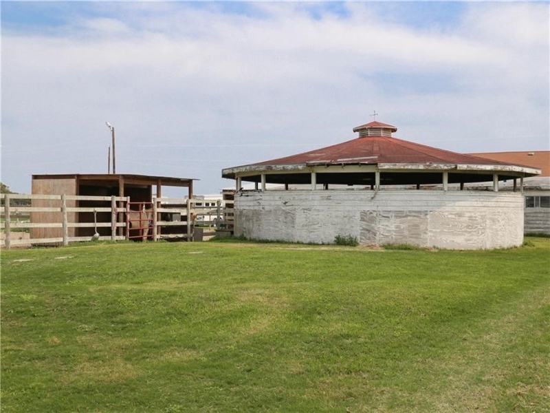 1818 Caribbean Drive, Corpus Christi, Texas 78418, 3 Bedrooms Bedrooms, ,3 BathroomsBathrooms,Residential,For sale,Caribbean,426006