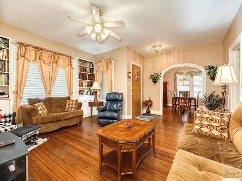 4917 Austin Drive, Galveston, Texas 77551, 2 Bedrooms Bedrooms, ,1 BathroomBathrooms,Home,For sale,Austin Drive,20230558
