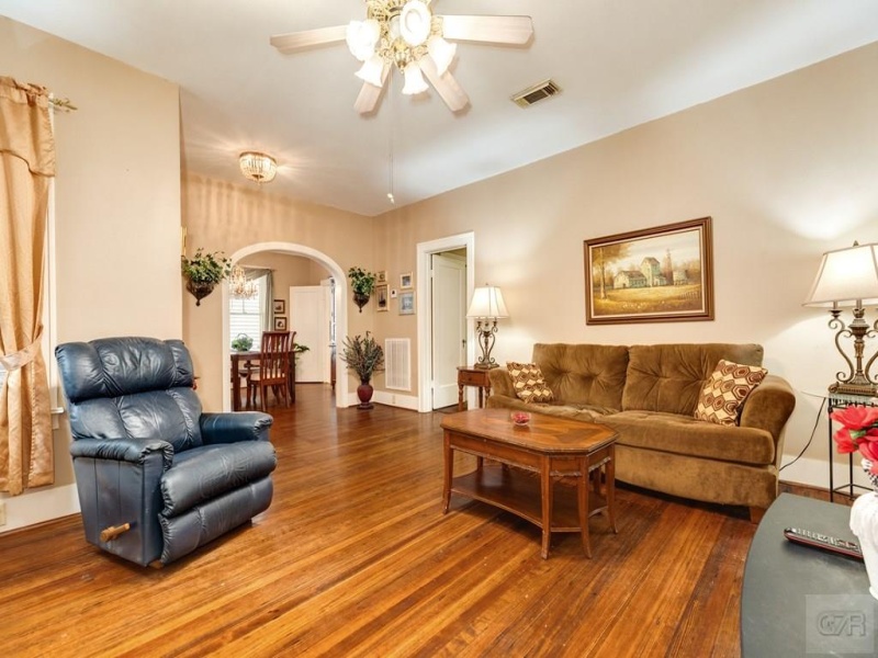4917 Austin Drive, Galveston, Texas 77551, 2 Bedrooms Bedrooms, ,1 BathroomBathrooms,Home,For sale,Austin Drive,20230558