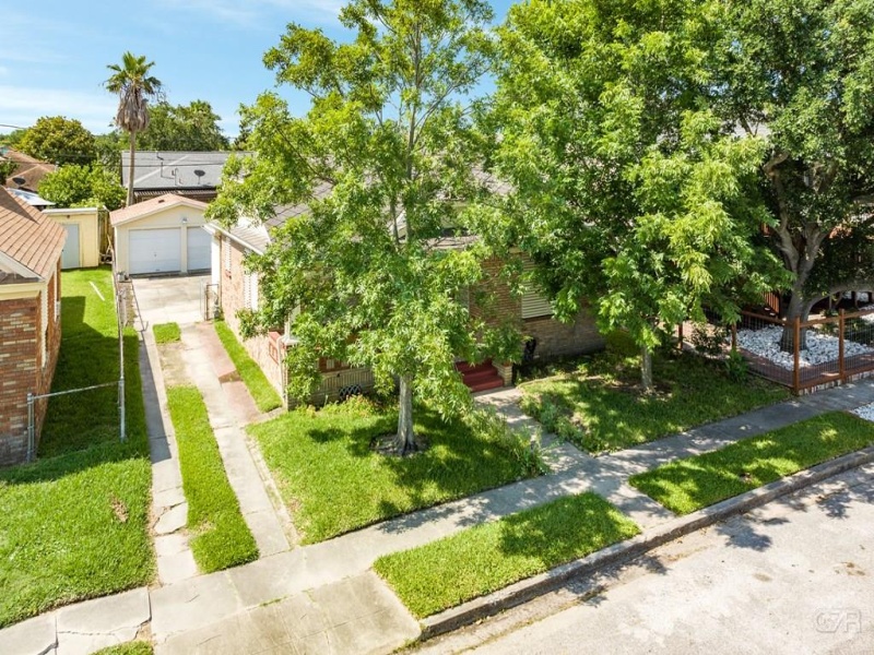 4917 Austin Drive, Galveston, Texas 77551, 2 Bedrooms Bedrooms, ,1 BathroomBathrooms,Home,For sale,Austin Drive,20230558
