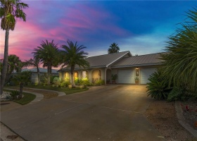 420 Mustang Boulevard, Port Aransas, Texas 78373, 4 Bedrooms Bedrooms, ,3 BathroomsBathrooms,Home,For sale,Mustang,425828