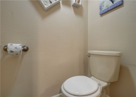 Toilet closet