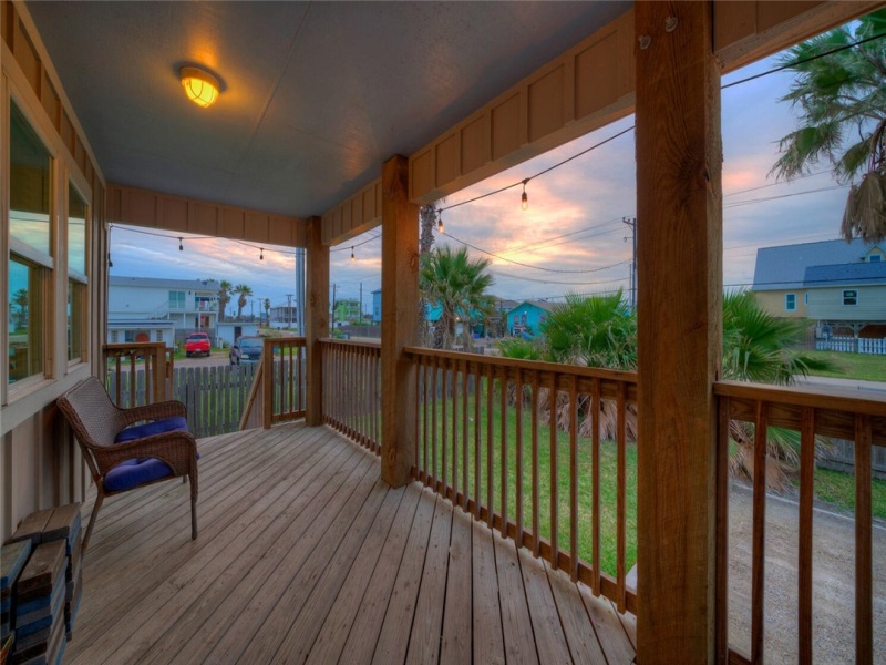 1618 S 11th Street, Port Aransas, Texas 78373, 4 Bedrooms Bedrooms, ,3 BathroomsBathrooms,Home,For sale,11th,426752