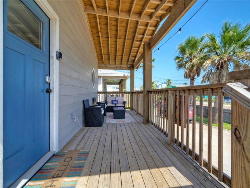 1618 S 11th Street, Port Aransas, Texas 78373, 4 Bedrooms Bedrooms, ,3 BathroomsBathrooms,Home,For sale,11th,426752