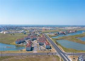 14721 Whitecap Boulevard, Corpus Christi, Texas 78418, 1 Bedroom Bedrooms, ,1 BathroomBathrooms,Condo,For sale,Whitecap,426972