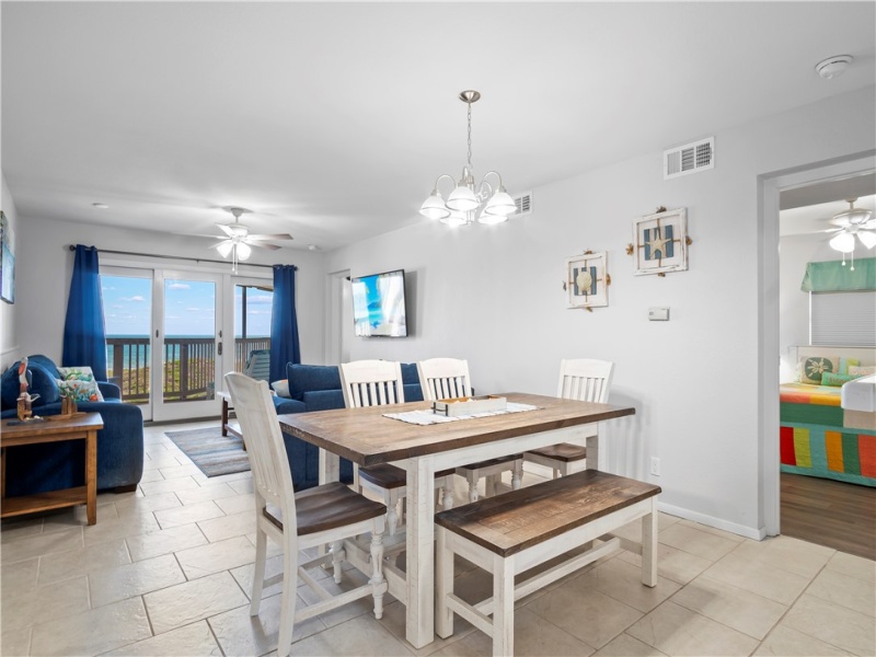 Open Concept Living/Dining area