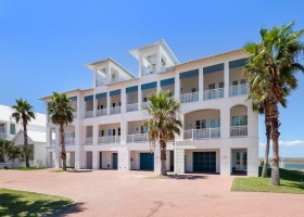 8415 Water St., South Padre Island, Texas 78597, 4 Bedrooms Bedrooms, ,6 BathroomsBathrooms,Townhouse,For sale,The Shores-Marina Village,Water St.,98952