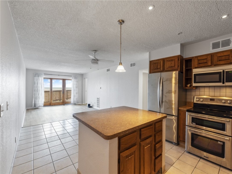 5973 Hwy 361 - Park Road 53, Port Aransas, Texas 78373, 3 Bedrooms Bedrooms, ,2 BathroomsBathrooms,Condo,For sale,Hwy 361 - Park Road 53,427141