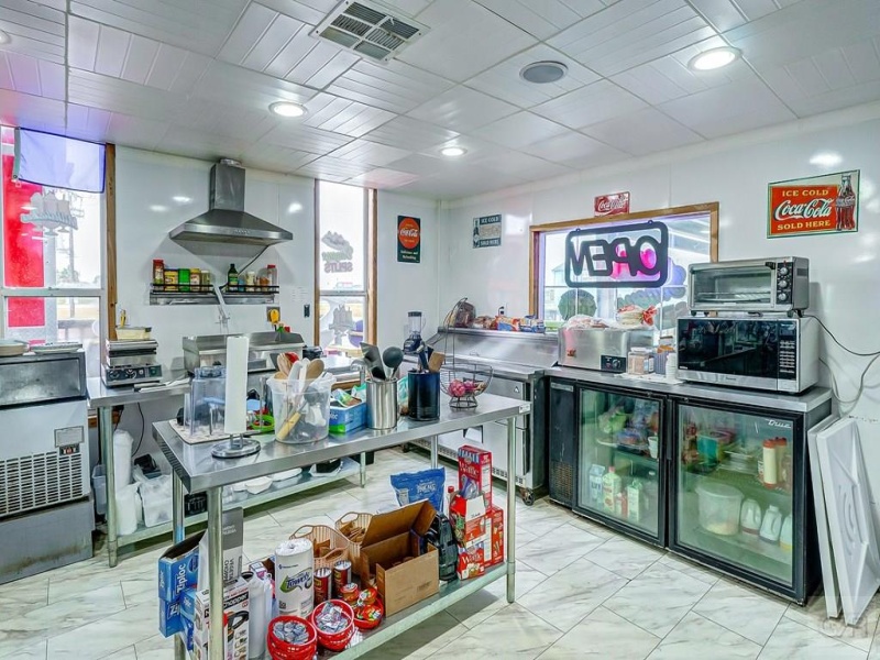 1755 HWY 87, Crystal Beach, Texas 77650, ,Commercial,For sale,HWY 87,20231767