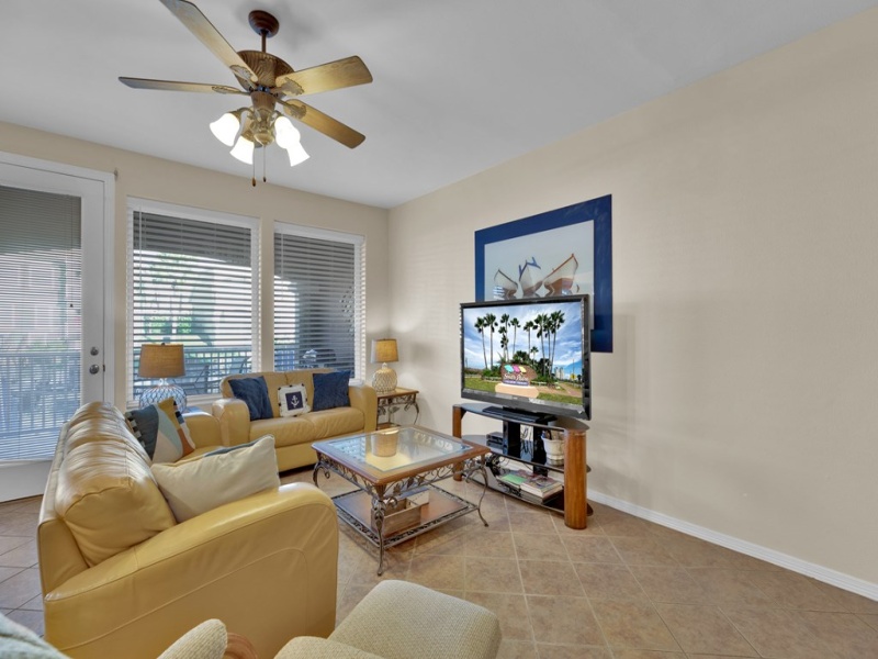 7 Harbor Point, Laguna Vista, Texas 78578, 3 Bedrooms Bedrooms, ,2 BathroomsBathrooms,Townhouse,For sale,Harbor Point,99018