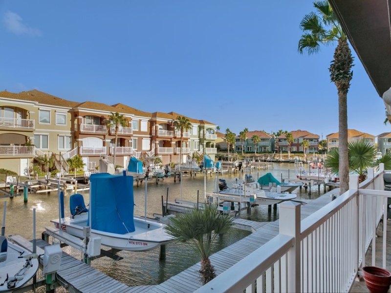 7 Harbor Point, Laguna Vista, Texas 78578, 3 Bedrooms Bedrooms, ,2 BathroomsBathrooms,Townhouse,For sale,Harbor Point,99018