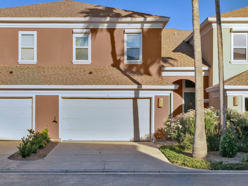 7 Harbor Point, Laguna Vista, Texas 78578, 3 Bedrooms Bedrooms, ,2 BathroomsBathrooms,Townhouse,For sale,Harbor Point,99018
