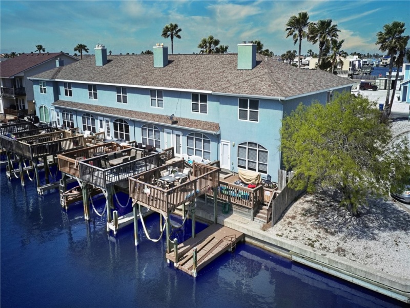14001 Fortuna Bay Drive, Corpus Christi, Texas 78418, 3 Bedrooms Bedrooms, ,2 BathroomsBathrooms,Townhouse,For sale,Fortuna Bay,427713