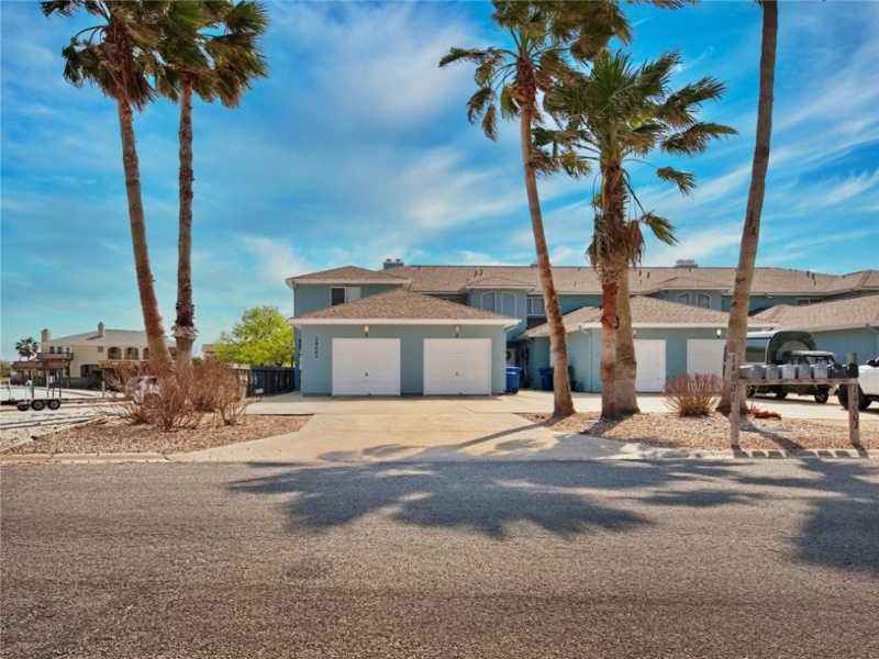 14001 Fortuna Bay Drive, Corpus Christi, Texas 78418, 3 Bedrooms Bedrooms, ,2 BathroomsBathrooms,Townhouse,For sale,Fortuna Bay,427713