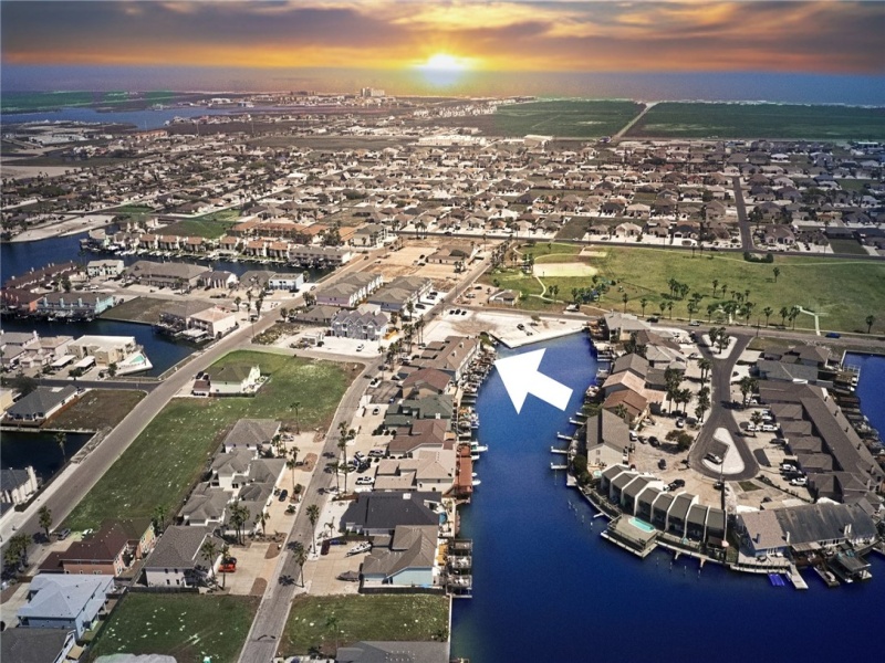 14001 Fortuna Bay Drive, Corpus Christi, Texas 78418, 3 Bedrooms Bedrooms, ,2 BathroomsBathrooms,Townhouse,For sale,Fortuna Bay,427713
