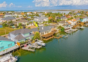 Lots of fun times fishing, jet skiing, paddle board, relaxing on the expansive multi-level back decks