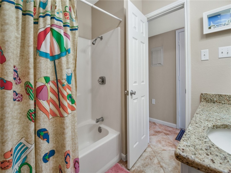 15425 FORTUNA BAY Drive, Corpus Christi, Texas 78418, 1 Bedroom Bedrooms, ,1 BathroomBathrooms,Condo,For sale,FORTUNA BAY,427471