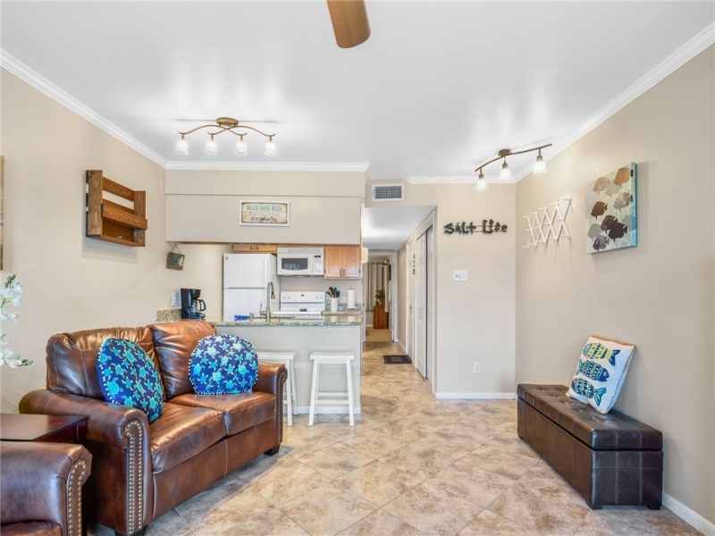 15425 FORTUNA BAY Drive, Corpus Christi, Texas 78418, 1 Bedroom Bedrooms, ,1 BathroomBathrooms,Condo,For sale,FORTUNA BAY,427471