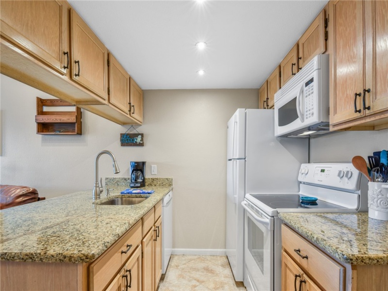 15425 FORTUNA BAY Drive, Corpus Christi, Texas 78418, 1 Bedroom Bedrooms, ,1 BathroomBathrooms,Condo,For sale,FORTUNA BAY,427471