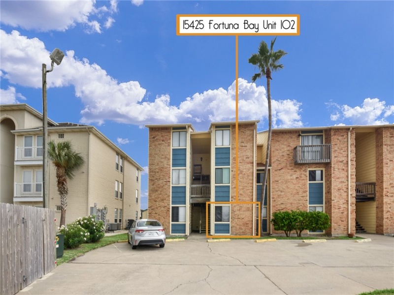 Welcome to 15424 Fortuna Bay #102!