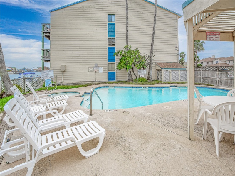 15425 FORTUNA BAY Drive, Corpus Christi, Texas 78418, 1 Bedroom Bedrooms, ,1 BathroomBathrooms,Condo,For sale,FORTUNA BAY,427471