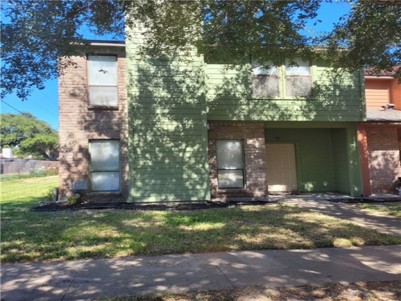 2801 Saint Joseph Street, Corpus Christi, Texas 78418, 3 Bedrooms Bedrooms, ,2 BathroomsBathrooms,Townhouse,For sale,Saint Joseph,427694