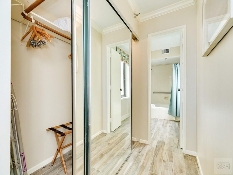 5220 Seawall Blvd, Galveston, Texas 77551, 1 Bedroom Bedrooms, ,1.5 BathroomBathrooms,Condo,For sale,San Luis,Seawall Blvd,0,20231812