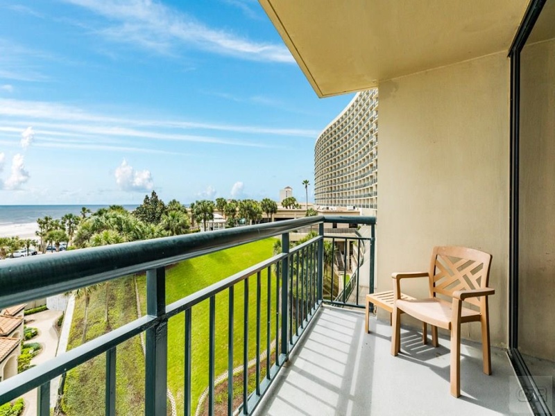 5220 Seawall Blvd, Galveston, Texas 77551, 1 Bedroom Bedrooms, ,1.5 BathroomBathrooms,Condo,For sale,San Luis,Seawall Blvd,0,20231812