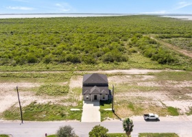3301 Pennsylvania Ave., Port Isabel, Texas 78578, 4 Bedrooms Bedrooms, ,2 BathroomsBathrooms,Home,For sale,Pennsylvania Ave.,100125