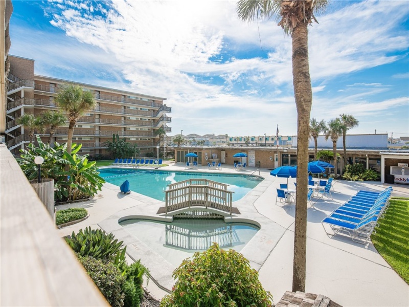 Large Pool and deck area