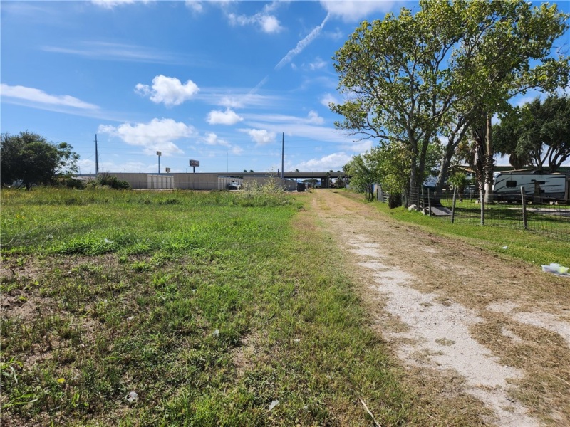 945 Mcdonald Street, Corpus Christi, Texas 78418, ,Land,For sale,Mcdonald,428457