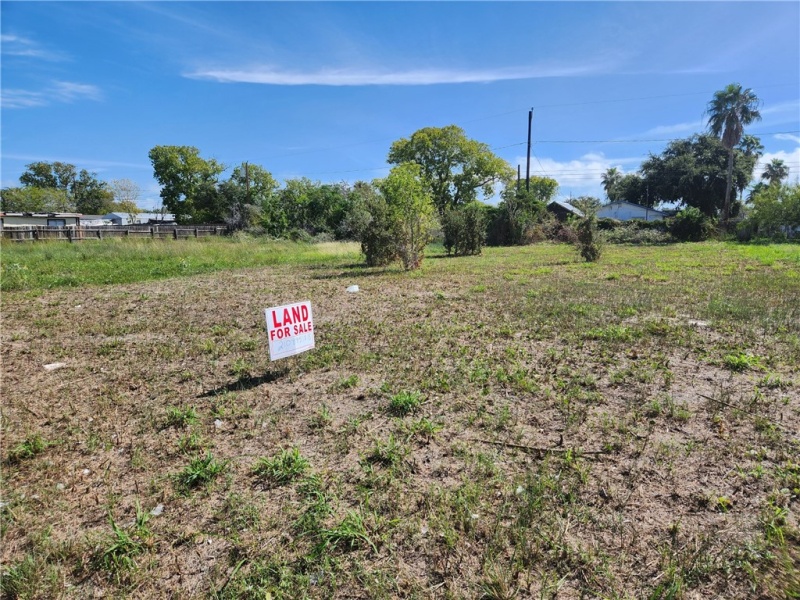 945 Mcdonald Street, Corpus Christi, Texas 78418, ,Land,For sale,Mcdonald,428457