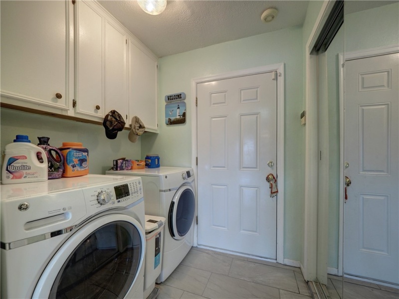 Laundry off Kitchen