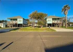 4022 Laguna Shores, Corpus Christi, Texas 78418, 3 Bedrooms Bedrooms, ,2 BathroomsBathrooms,Home,For sale,Laguna Shores,430066