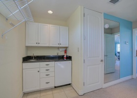 216 W Retama St., South Padre Island, Texas 78597, 3 Bedrooms Bedrooms, ,2 BathroomsBathrooms,Home,For sale,Retama St.,97505