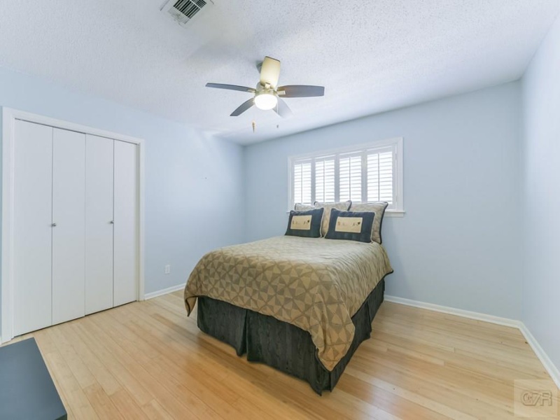 319 Barracuda, Galveston, Texas 77550, 3 Bedrooms Bedrooms, ,2 BathroomsBathrooms,Home,For sale,Barracuda,20231886